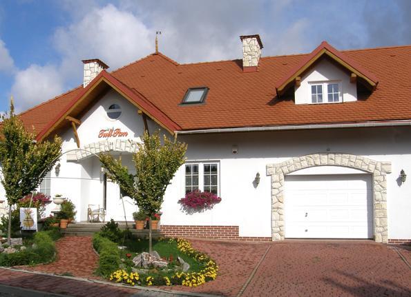 Dom Tulipan Vila Krynica Zdroj Exterior foto
